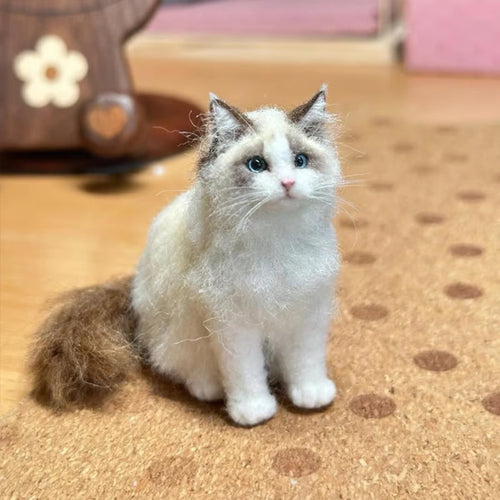Miniature cat collectibles – purely handcrafted